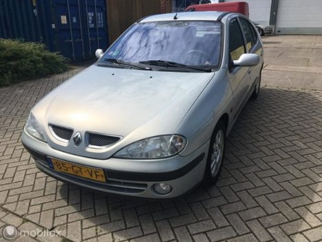 Renault Mégane - 1.6-16V Expression - 1