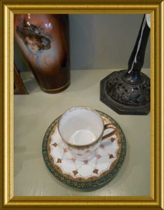 Oude kleine porseleinen kop en schotel // vintage small porcelain cup and saucer - Afbeelding 3