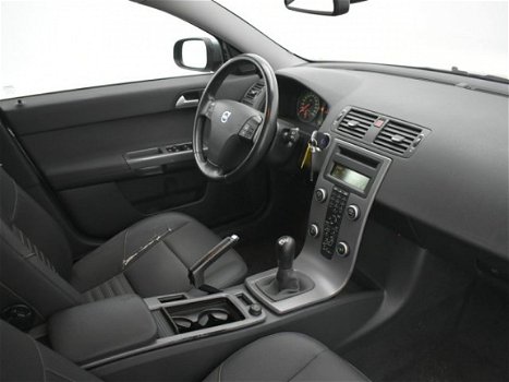 Volvo V50 - 1.6D EDITION I / AIRCO-ECC / CRUISE CONTR. / EL. PAKKET / RADIO-CD / TREKHAAK / *APK 01- - 1