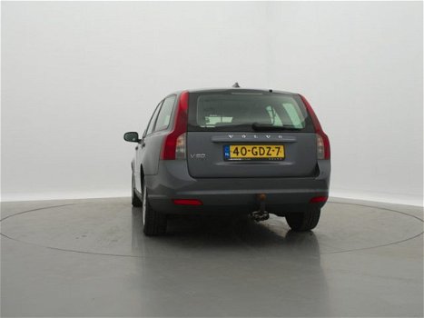 Volvo V50 - 1.6D EDITION I / AIRCO-ECC / CRUISE CONTR. / EL. PAKKET / RADIO-CD / TREKHAAK / *APK 01- - 1