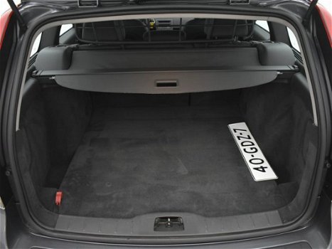 Volvo V50 - 1.6D EDITION I / AIRCO-ECC / CRUISE CONTR. / EL. PAKKET / RADIO-CD / TREKHAAK / *APK 01- - 1