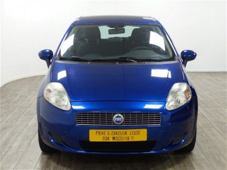 Fiat Punto - GRANDE 1.4 DYNAMIC AUTOMAAT - 1