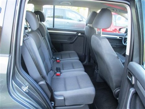 Volkswagen Touran - 1.2 TSI Comfortline BlueMotion 2e eigenaar | dealer NL auto | navigatie | trekha - 1