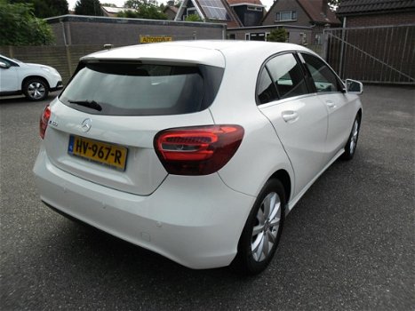 Mercedes-Benz A-klasse - A160 STYLE AIRCO LMV 1/2 LEDER PDC RIJKLAARPRIJS - 1