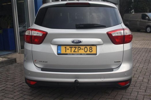 Ford C-Max - 1.6-150PK / Titanium / Navi / Panoramadak / Trekhaak - 1