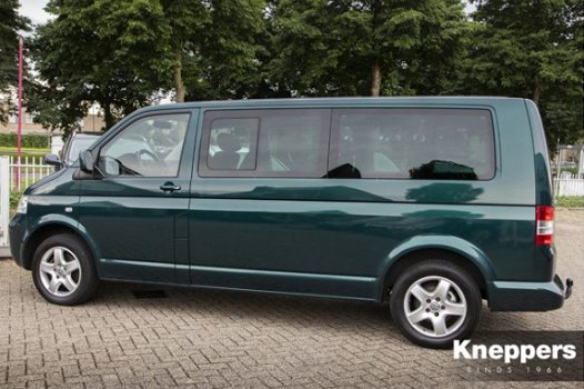 Volkswagen Transporter Kombi - 2.5 TDI 174pk 4Motion (4WD) 8 pers. Highline - 1