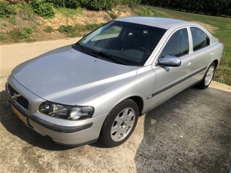 Volvo S60 - 2.4 Edition - 1