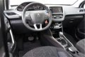 Peugeot 2008 - 1.2 PT 110pk Automaat Bluetooth/Camera/CarPlay/Cruise/Navi/PDC/Stoelverw./Velgen RIJK - 1 - Thumbnail