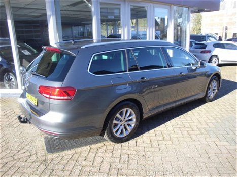 Volkswagen Passat Variant - 1.6 TDI 120pk DSG Comfortline - 1