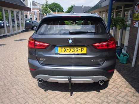 BMW X1 - 2.0i xDrive High Executive - 1