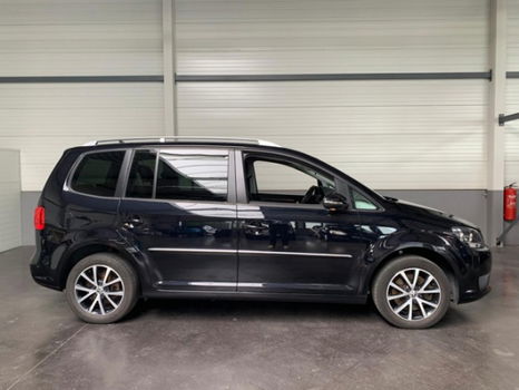 Volkswagen Touran - 1.4 TSI Highline 7p 170pk//Climate//Park Assist - 1