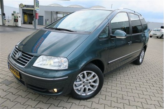 Volkswagen Sharan - 2.8 V6 Highline , automaat, 6 lederen stoelen, navi, clima, xenon, schuif-/kante - 1