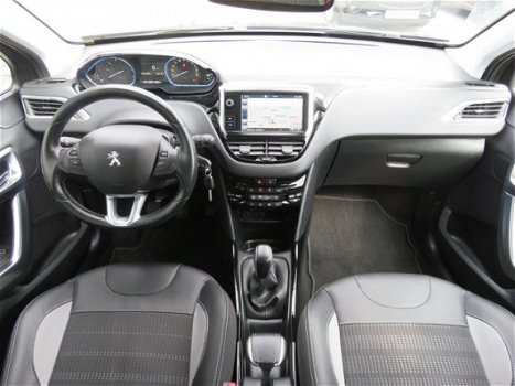 Peugeot 2008 - 1.2 PureTech Allure Navi/Clima/16