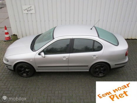 Seat Toledo - 1M 1.6-16V Executive - 1