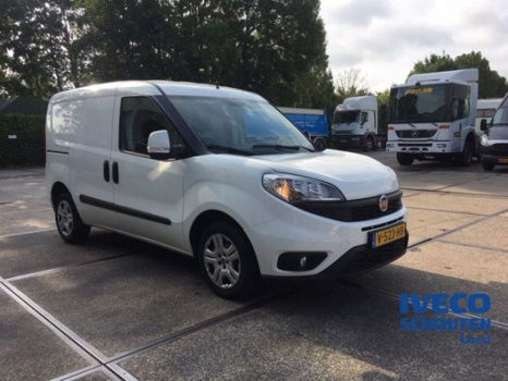 Fiat Doblò Cargo - 1.3 MJ L1H1 SX Airco 2017 40.167 km - 1