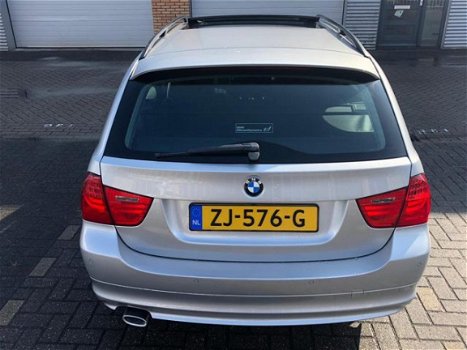 BMW 3-serie Touring - 318i Garantie, Xenon, Stoelverwarming Panodak Boekjes Sleutels Compleet - 1