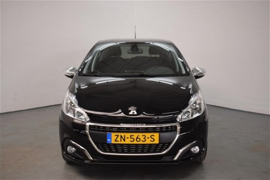 Peugeot 208 - 1.2 82pk Signature | NAV | LMV | PDC | Cruise - 1