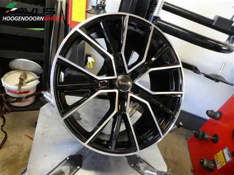 AUDI Q5 RS HIGH PERFORMANCE AF18 20 EN 21 INCH OEM GEBOORD - 8