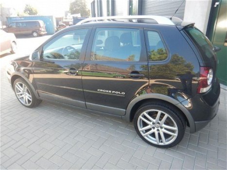 Volkswagen Polo - 1.4 TDI Comfortline - 1