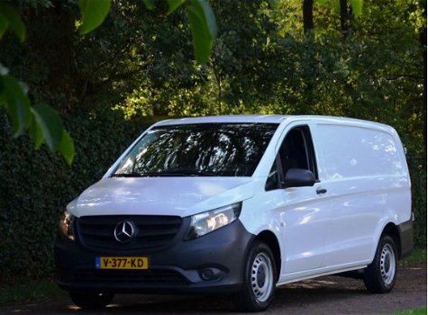 Mercedes-Benz Vito - 111 CDI Lang Business Professional Plus Navi/Airco/Pdc/Cr-Controle/Trekhaak/Ach - 1