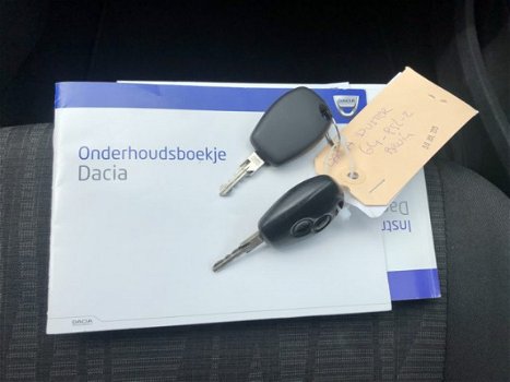 Dacia Duster - 1.6 Lauréate 2wd Airco apk 122 DKM - 1