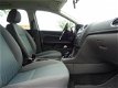 Ford Focus Wagon - 1.6-16V Champion Met Airco + Cruise Nu € 1.975, - 1 - Thumbnail