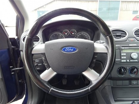 Ford Focus Wagon - 1.6-16V Champion Met Airco + Cruise Nu € 1.975, - 1