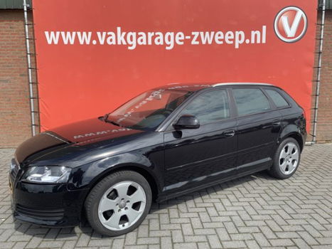 Audi A3 Sportback - 2.0 TDI 140PK Attraction Business Edition - 1