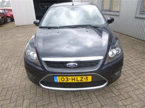 Ford Focus Wagon - 1.6i 16V Titanium + Navi-Trekhaak - 1