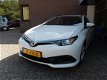 Toyota Auris Touring Sports - 1.3 Now - 1 - Thumbnail