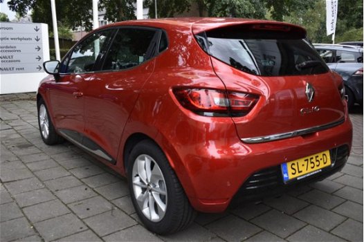 Renault Clio - 0.9 TCe Limited AIRCO / NAVIGATIE GROOT SCHERM / LM VELGEN / CRUISECONTROL / - 1