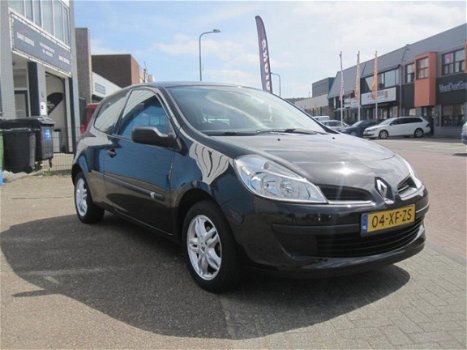 Renault Clio - 1.2-16V Business Line Airco Inruil Mogelijk Met Nieuwe Apk - 1