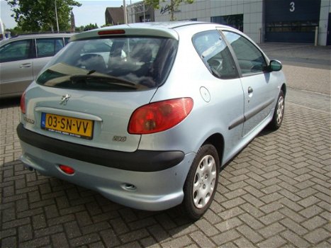 Peugeot 206 - 1.4 One-line - 1