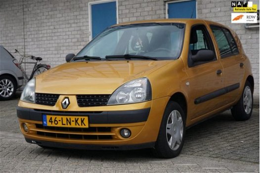 Renault Clio - 1.2-16V Authentique NIEUW DISTRIBUTIE, APK, NAP - 1