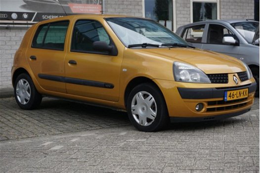 Renault Clio - 1.2-16V Authentique NIEUW DISTRIBUTIE, APK, NAP - 1