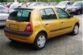 Renault Clio - 1.2-16V Authentique NIEUW DISTRIBUTIE, APK, NAP - 1 - Thumbnail