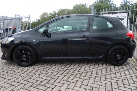 Toyota Auris - 1.6-16V Sol - 1