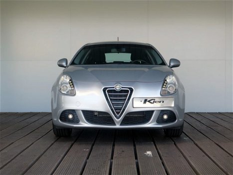 Alfa Romeo Giulietta - 1.4T Distinctive / Navigatie / Climate control - 1