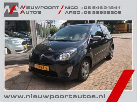 Renault Twingo - 1.5 dCi Collection Airco, Privacy Glas, Toerenteller - 1