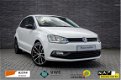 Volkswagen Polo - 1.0 Easyline 6C 2015 - 1 - Thumbnail