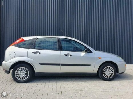 Ford Focus - 1.4-16V Lage KM NAP Nw APK Nw Distributie - 1