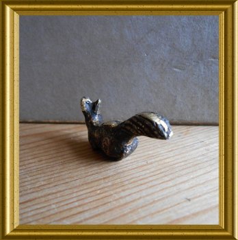 Klein oud bronzen beeldje : eekhoorn brons // small bronze squirrel - 5