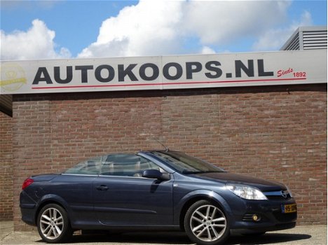 Opel Astra TwinTop - 1.8-16V 140Pk Cosmo | Airco | Cruise | Leder | Elektrische Kap | Stoelverwarmin - 1