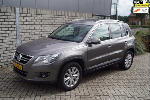 Volkswagen Tiguan - 1.4 TSI Sport&Style 4Motion 150PK Leder Clima Panodak Navi Cruise LMV Trekhaak - 1