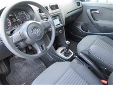 Volkswagen Polo - 1.4-16V Comfortline, 5-Deurs / Airco / Cruise control / Bluetooth / Navigatie