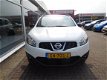 Nissan Qashqai+2 - 2.0 360 4WD ZEER MOOIE AUTO EN UNIEK AUTOMAAT 360 AWD 43.000 KM - 1 - Thumbnail