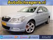 Skoda Octavia - 1.8 TSI Elegance Business Line DSG NAVI/CLIMA/CRUISE/PDC/LMV - 1 - Thumbnail