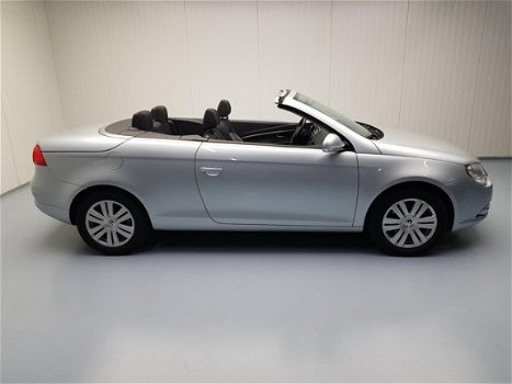 Volkswagen Eos - 2.0 TSI Highline Airco Ecc, Cruise Control, Pdc achter, Bleutooth, 17