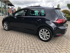 Volkswagen Golf - 2.0 TDI Highline *Pano*Navi*Alcantara*Trekhaak