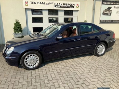 Mercedes-Benz E-klasse - E200 KOMPRESSOR ELEGANCE LEDER NAVI - 1